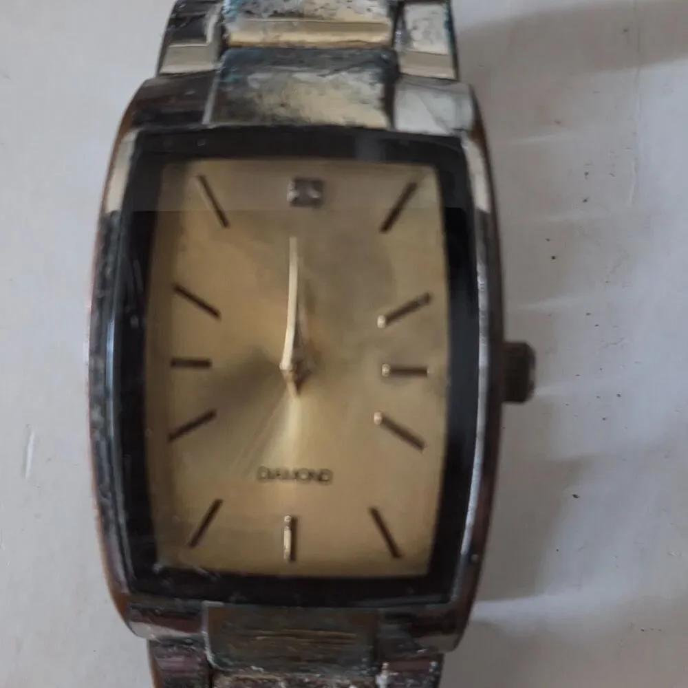 Diamond Accented Men's Quartz Watch Needs/Battery  FMDXGE022 PARTS ONLY UNTESTED